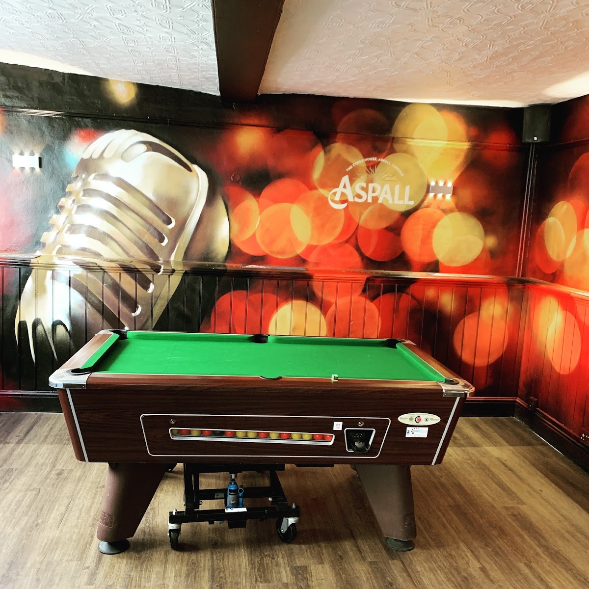 Swan and Hedgehog Inn photo
