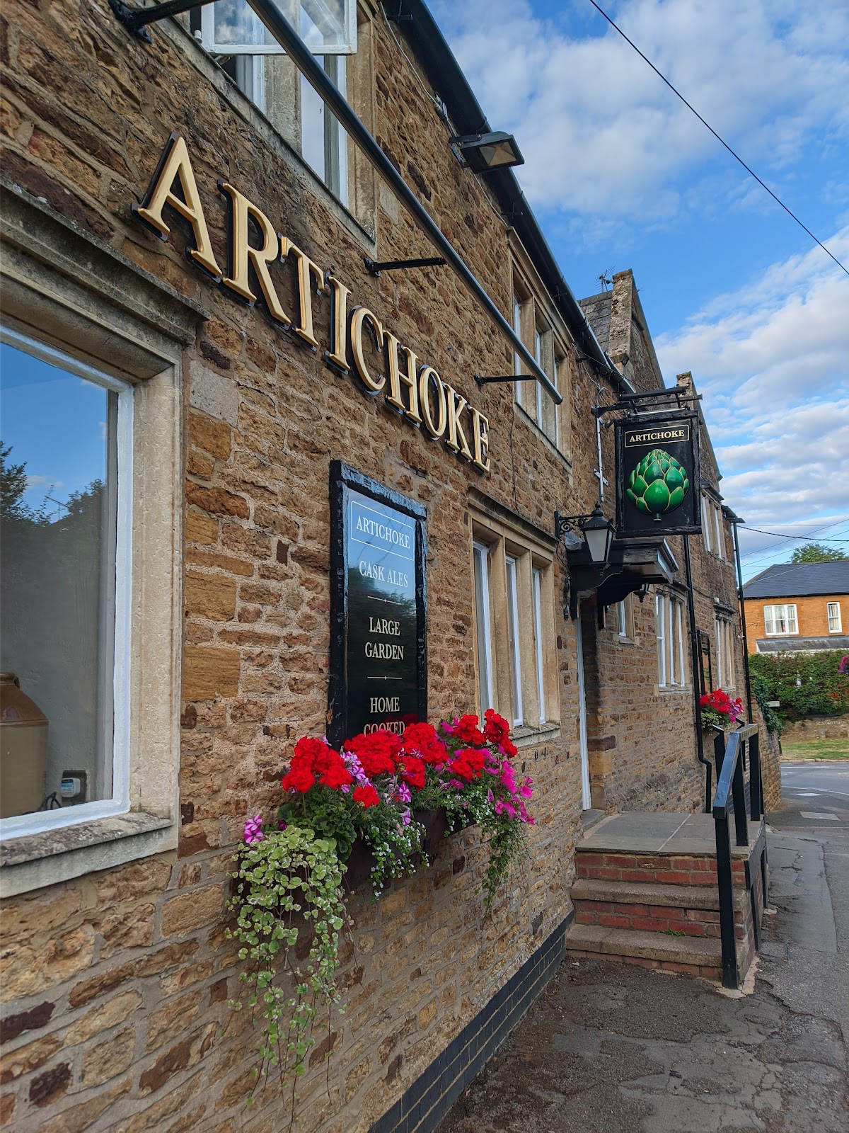 The Artichoke Inn photo