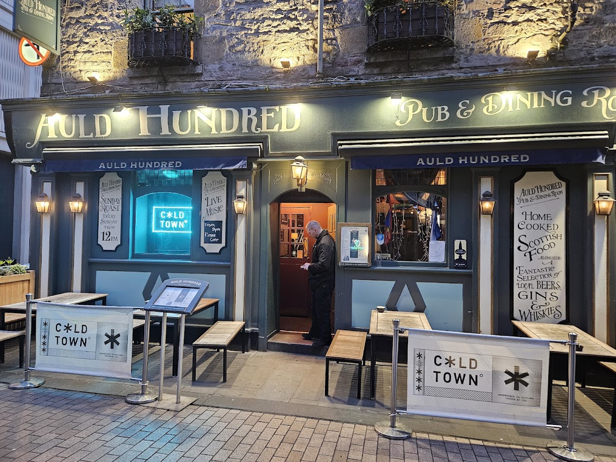The Auld Hundred photo