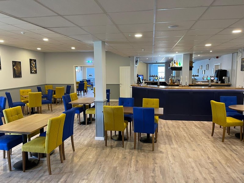 The Club Bar and Lounge — photo 2