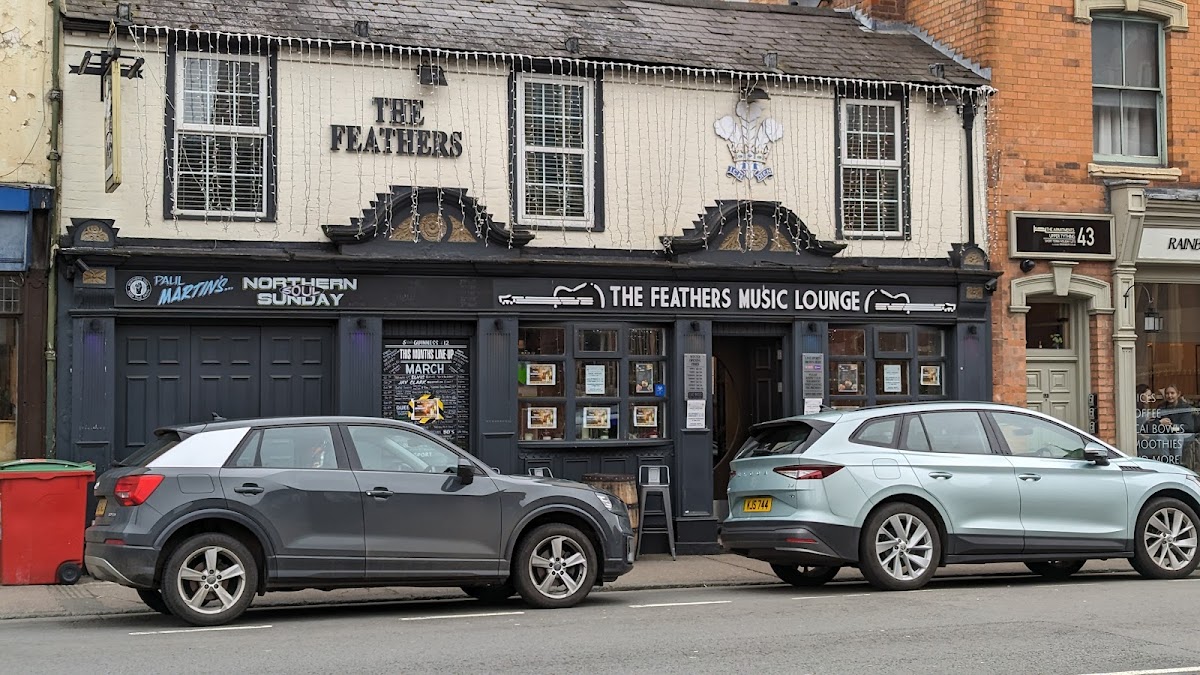 The Feathers Sport & Music Lounge photo