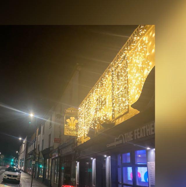 The Feathers Sport & Music Lounge photo
