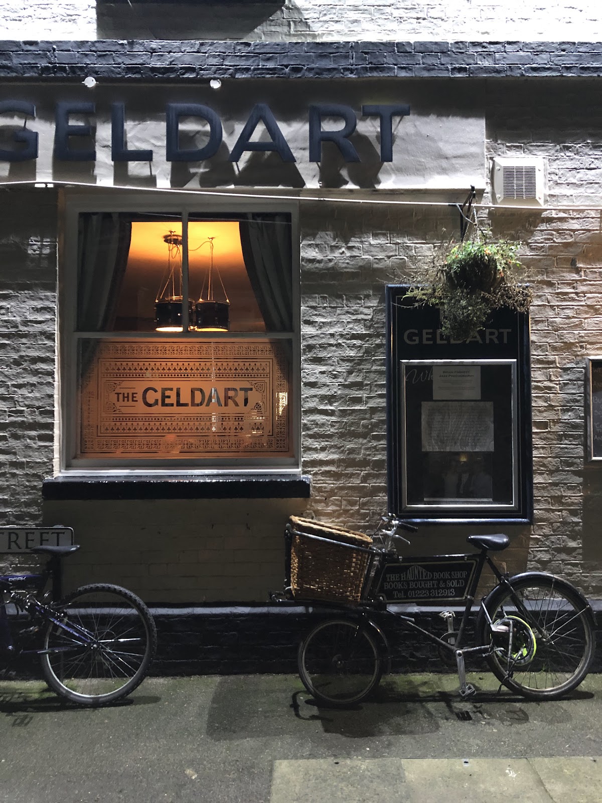 The Geldart photo