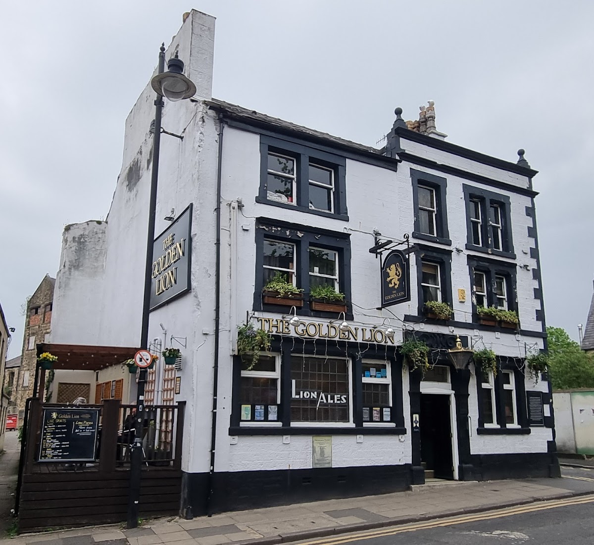The Golden Lion photo