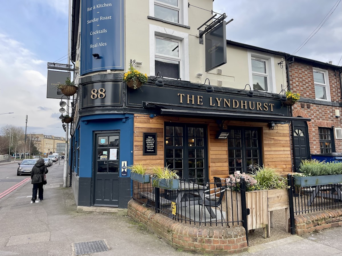 The Lyndhurst photo