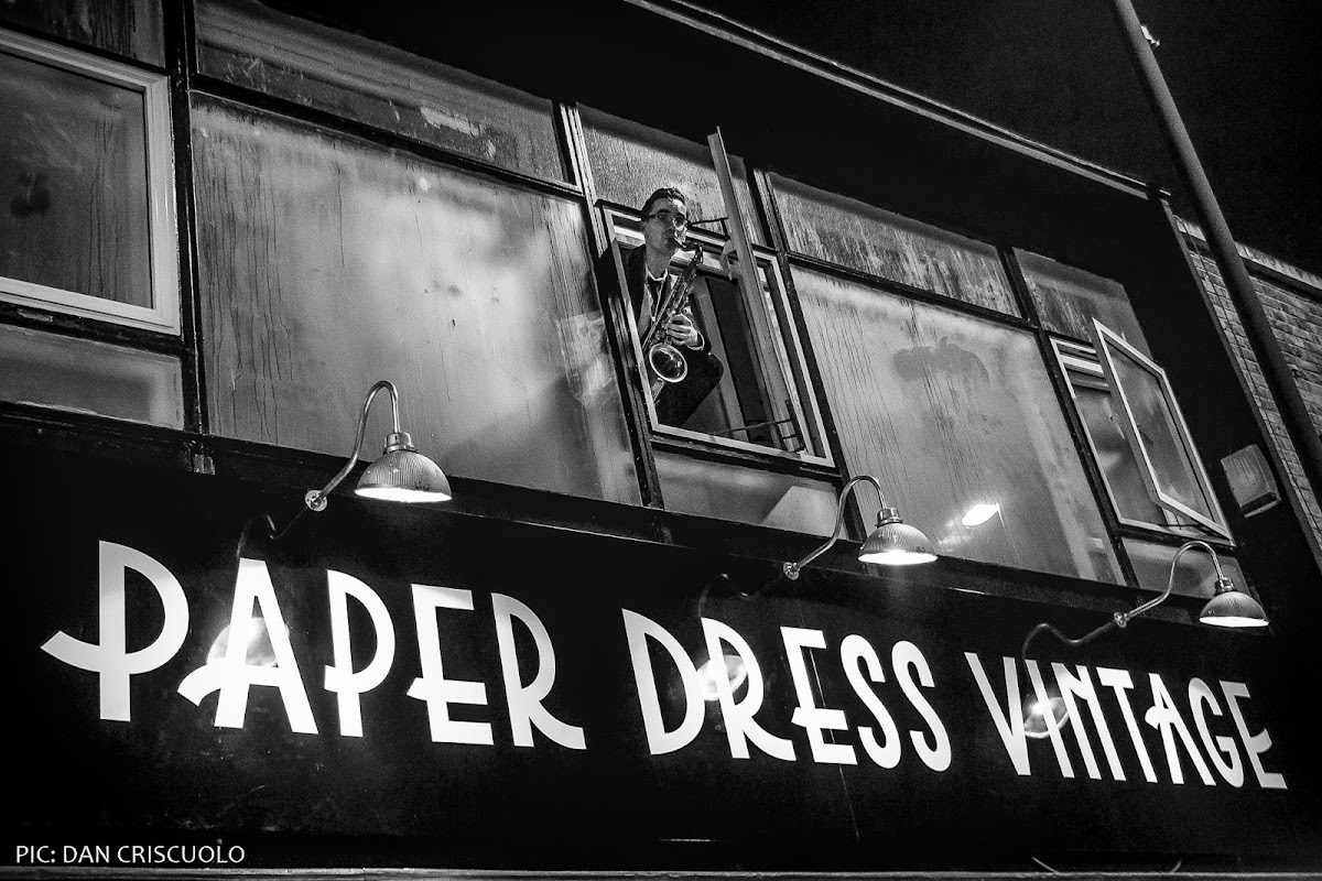 Paper Dress Vintage photo
