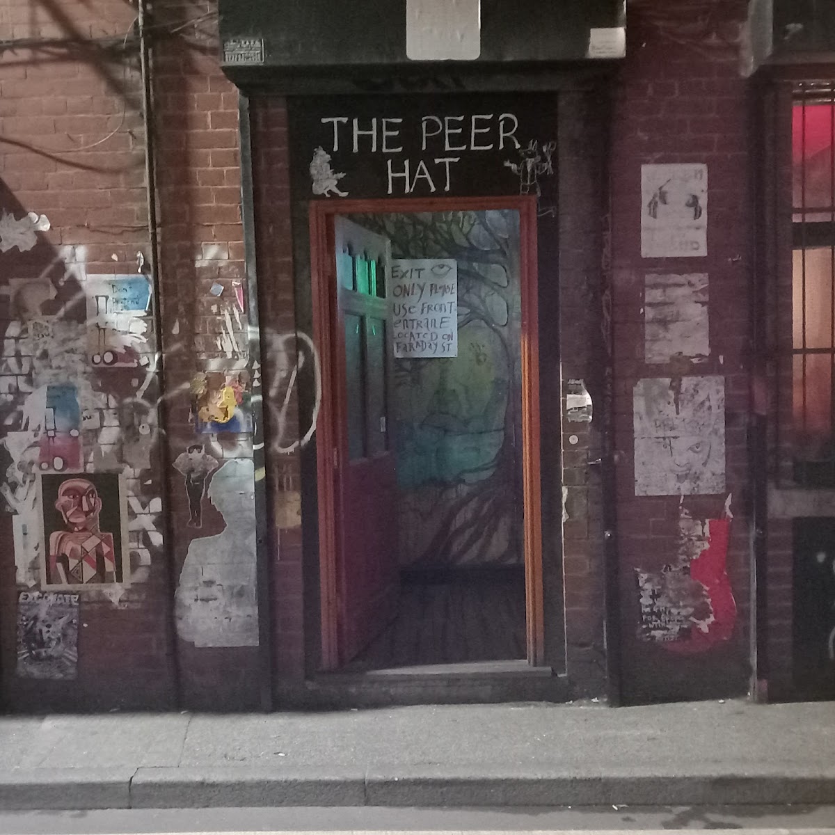 The Peer Hat photo