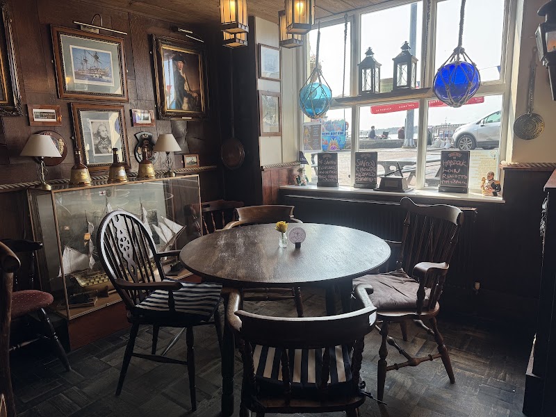 The Portsmouth Hoy photo