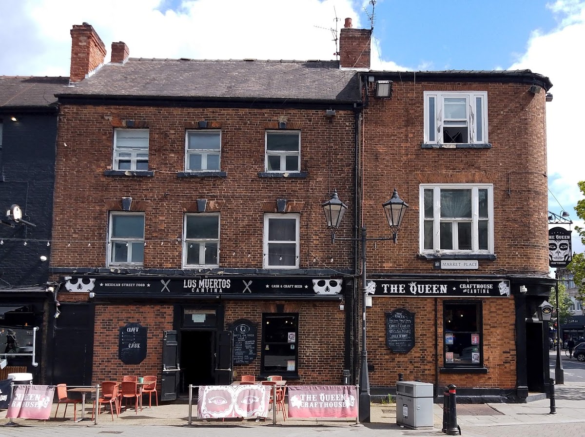 The Queen Crafthouse photo