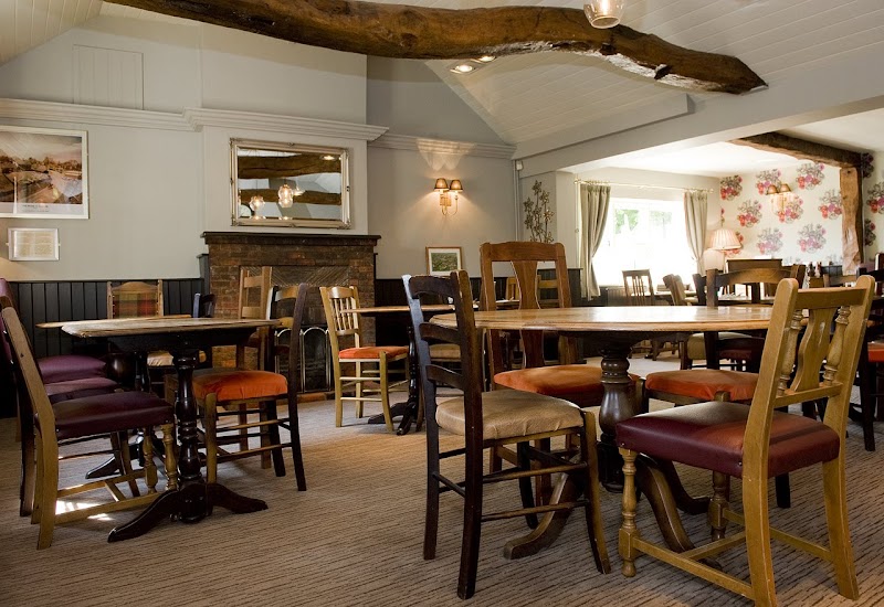 The Rose and Crown photo
