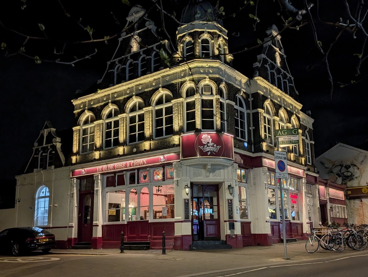The Rose & Crown photo