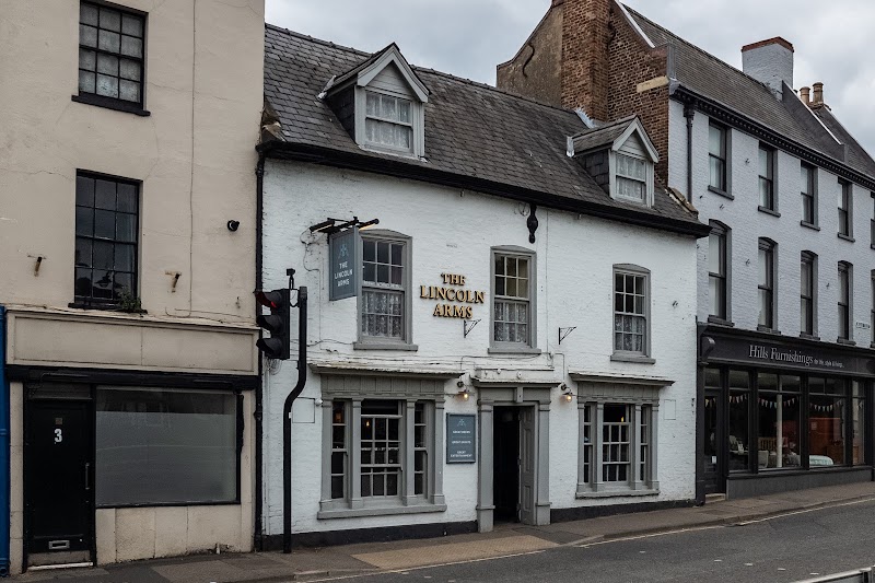 Lincoln Arms photo