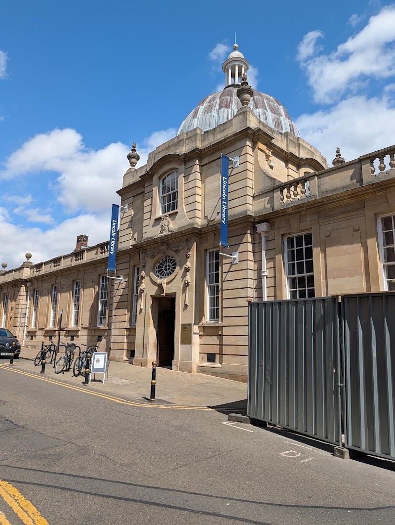 Lincoln Central Library photo
