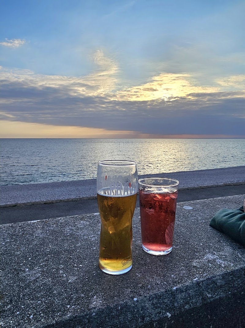 The Cove House Inn photo