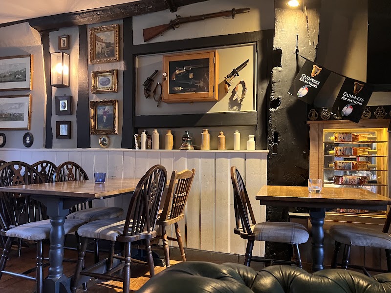 The Queen's Head photo
