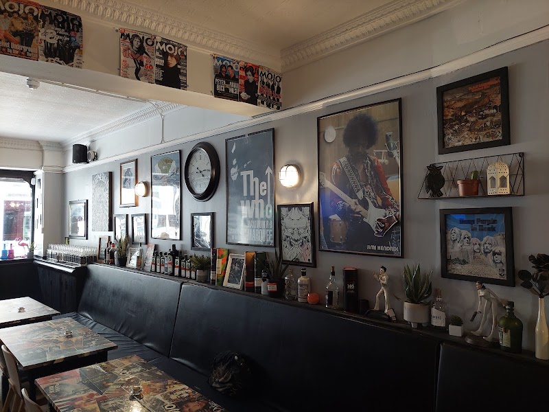 The Tooth & Claw photo