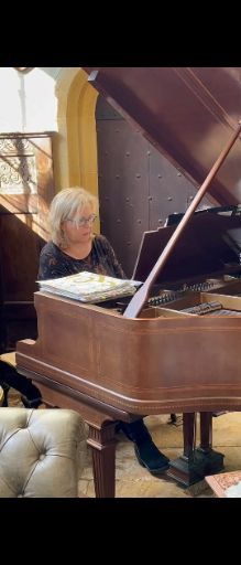 Caroline Wedding Pianist